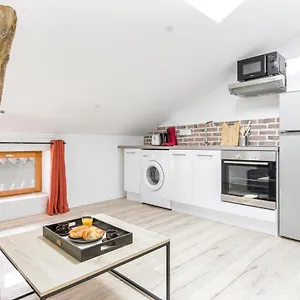 gambetta401-cahorscitystay.midi-pyreneeshotels.com/